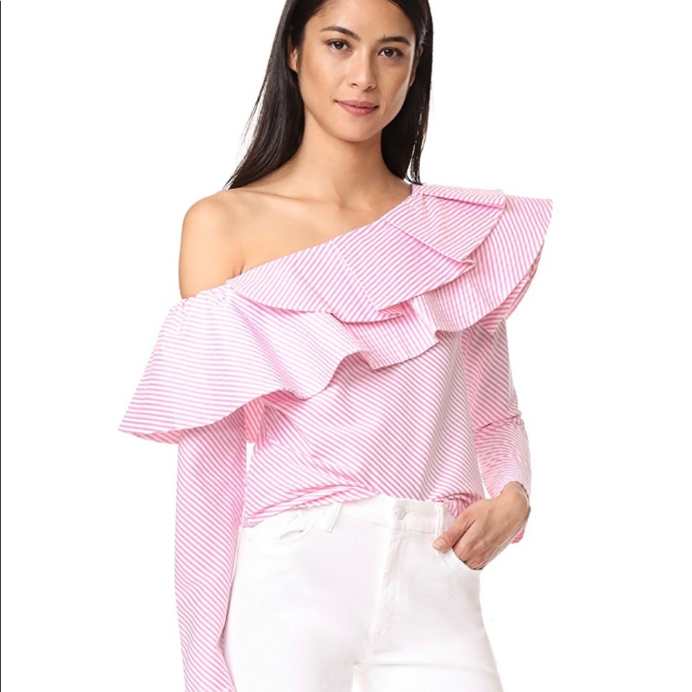 Stylekeepers shoulder Top
